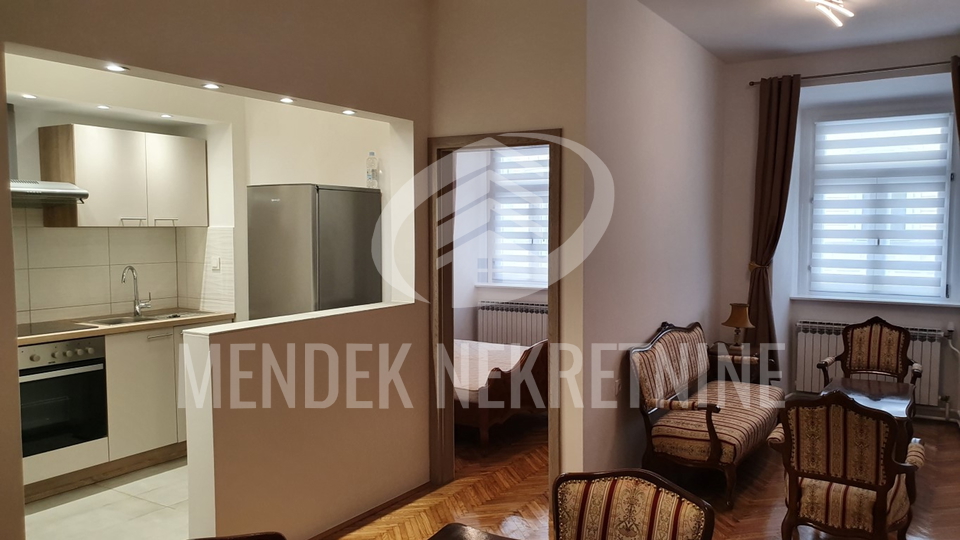 LUXURY FLOOR WITH 3 APARTMENTS IN THE CENTER OF VARAŽDIN - CROATIA!